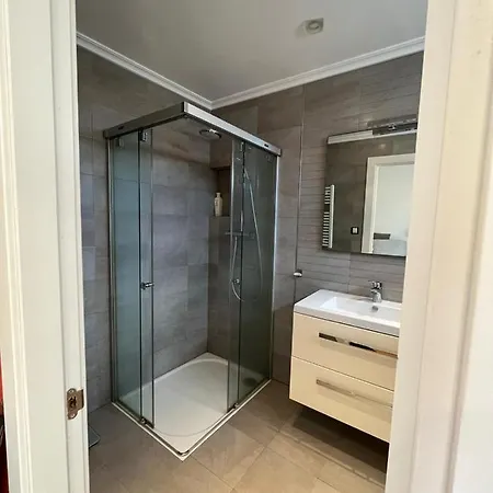 Instudio Apartment *